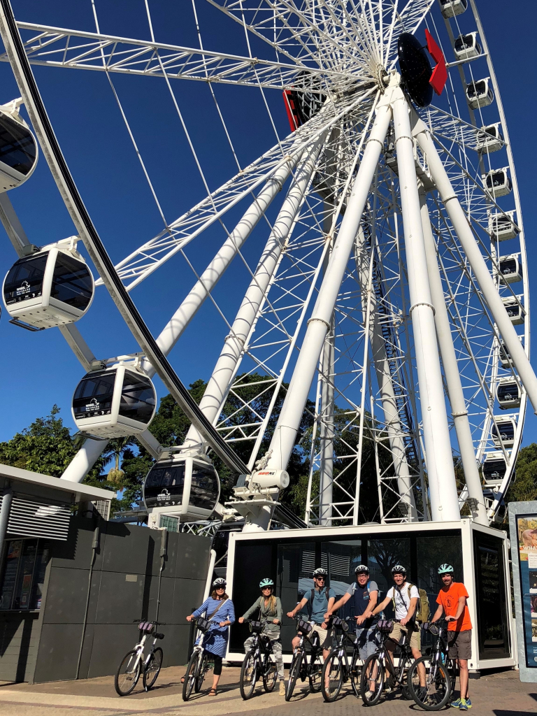 Medienvertreter auf Fahrrad-Tour durch Brisbane