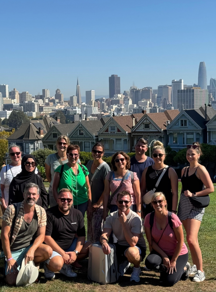 Reiseverkäufer erkunden San Francisco